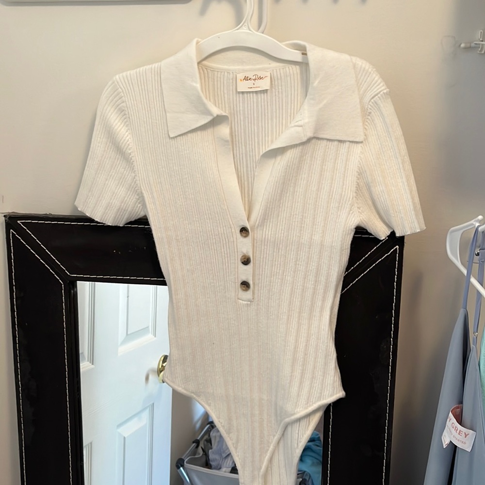 Sweater body suit